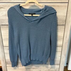 Cyrus size small sweater